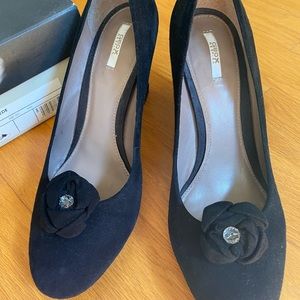 Black Geox suede shoes